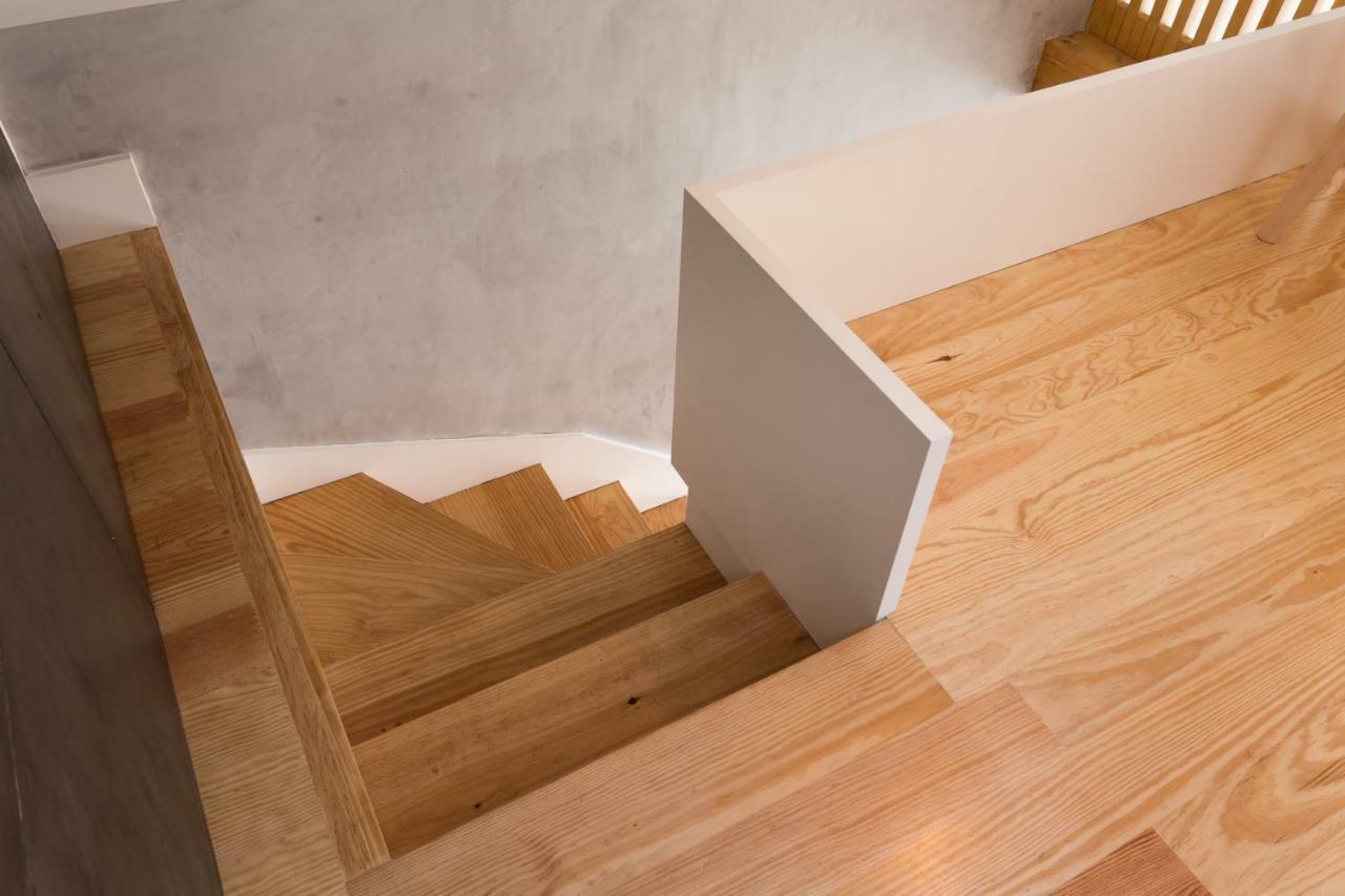 Gold & Grey Loft Almada Apartamento *