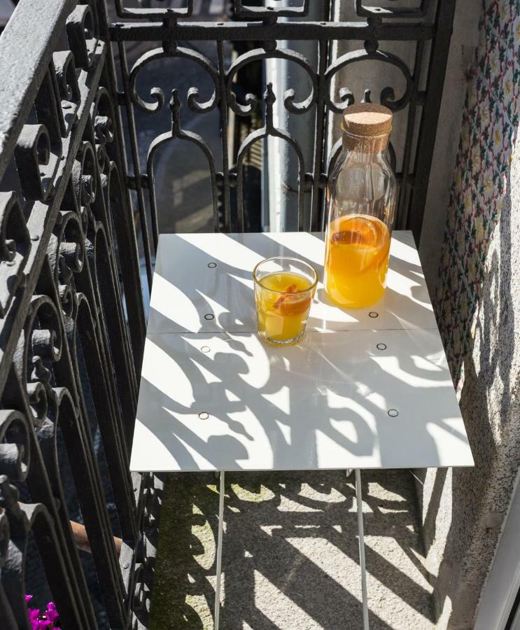 Gold & Grey Loft Almada Appartement Oporto